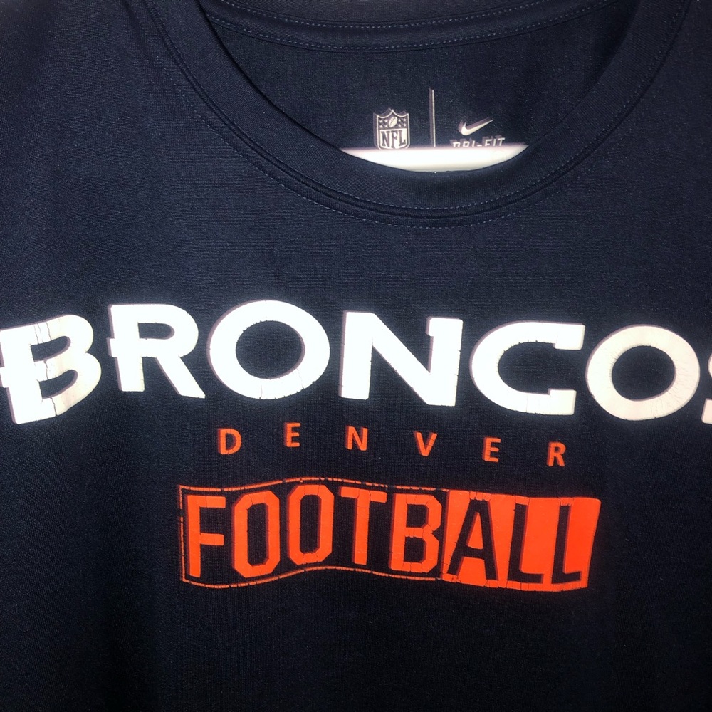 Nike Dri Fit Denver Broncos Football Tee - Picture 3 of 5